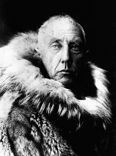 446px-Amundsen_in_fur_skins