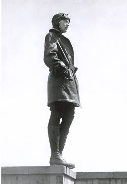 A_Earhart-1930s