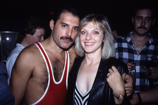 0_Freddie-Mercurys-38th-Birthday-05-Sep-1985